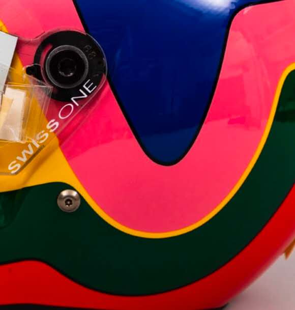 Blue pink yellow green and red